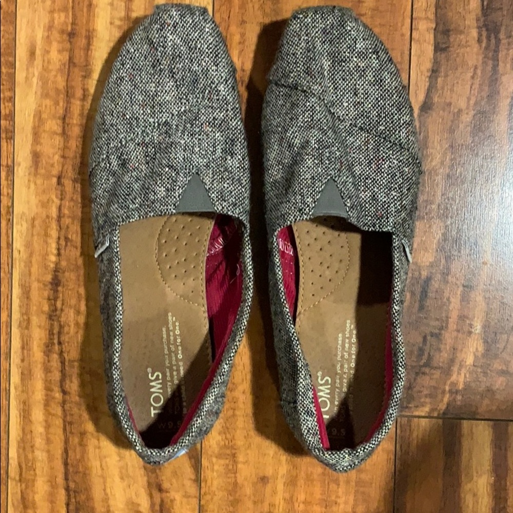 TOMS Women’s 9.5